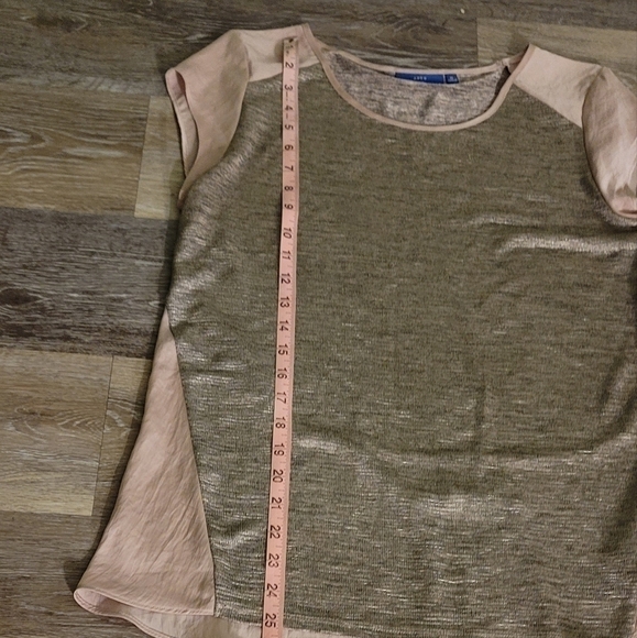 free with any purchase in a bundle TOP size M apt 9 - Picture 10 of 10